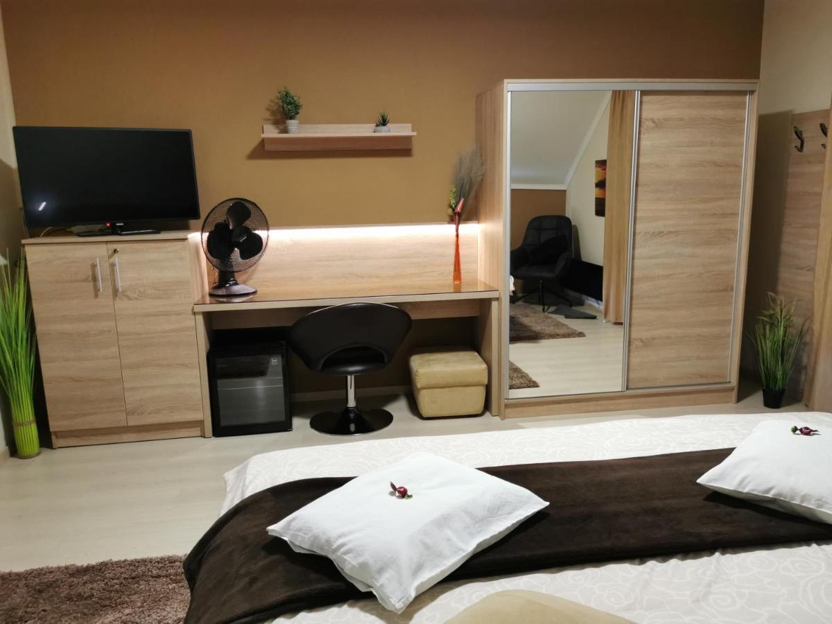 Csabai Vendeghaz Ξενοδοχείο Bük Εξωτερικό φωτογραφία
